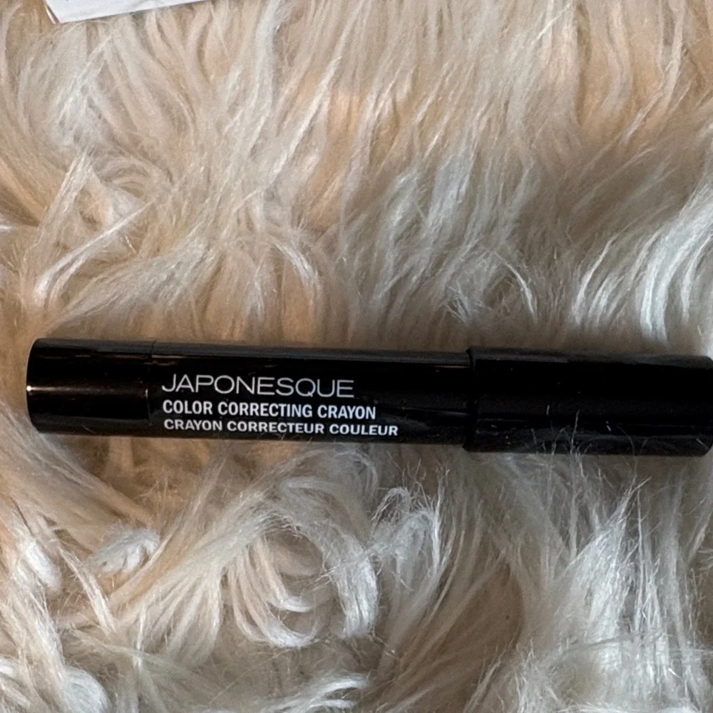 Color Correcting Crayon - Black